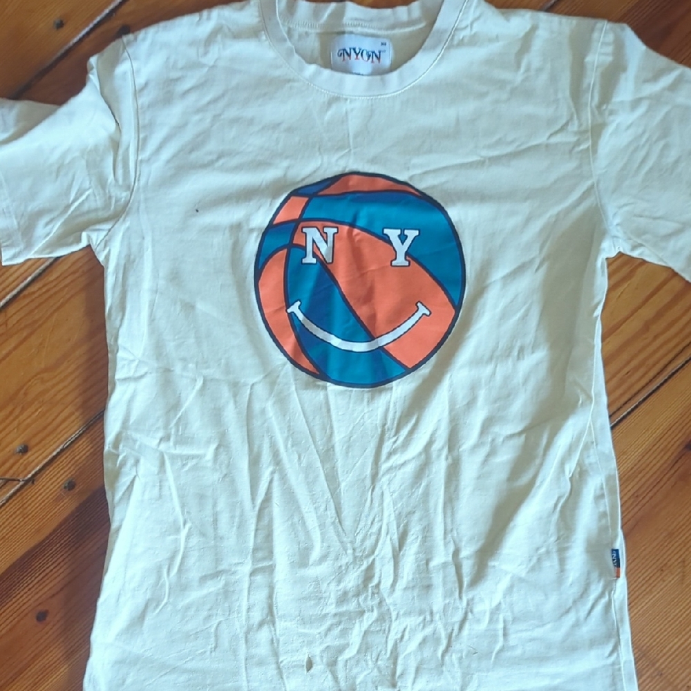 Canon Kids Cream T-Shirt with Smiley NY Graphic
